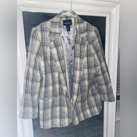 Spring plaid blazer~ vintage - Picture 3 of 5